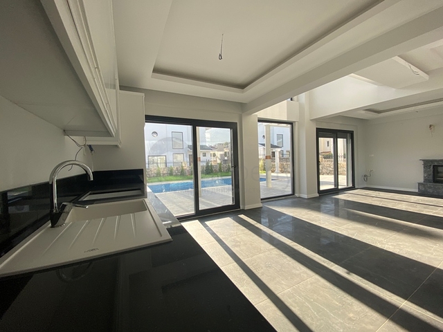 Вилла планировки 4+1 в районе Фетхие 