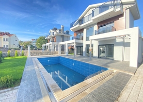 Вилла планировки 4+1 в районе Фетхие 