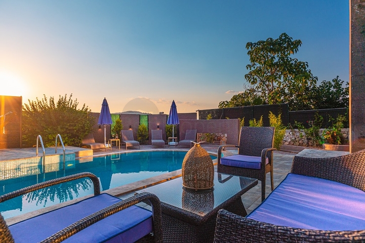 Вилла с детским бассейном планировкой 3+1 в районе Фетхие 