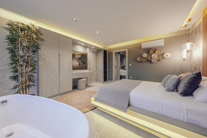 Вилла плантровки 4+1 в районе Фетхие 