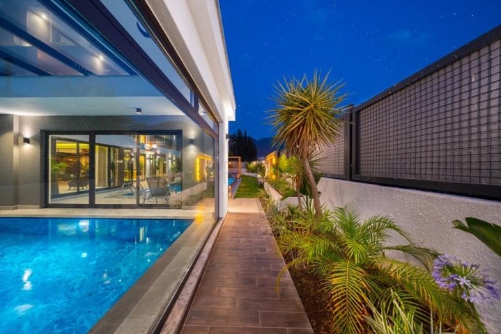 Вилла плантровки 4+1 в районе Фетхие 