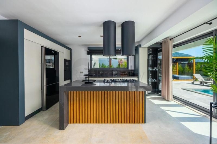 Вилла плантровки 4+1 в районе Фетхие 