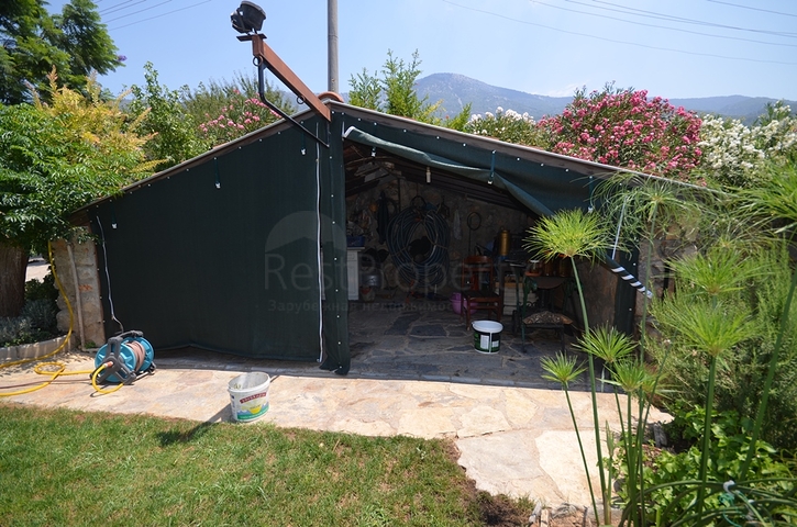 Вилла просторной планировки 5+1 в районе Фетхие 