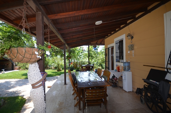 Вилла просторной планировки 5+1 в районе Фетхие 