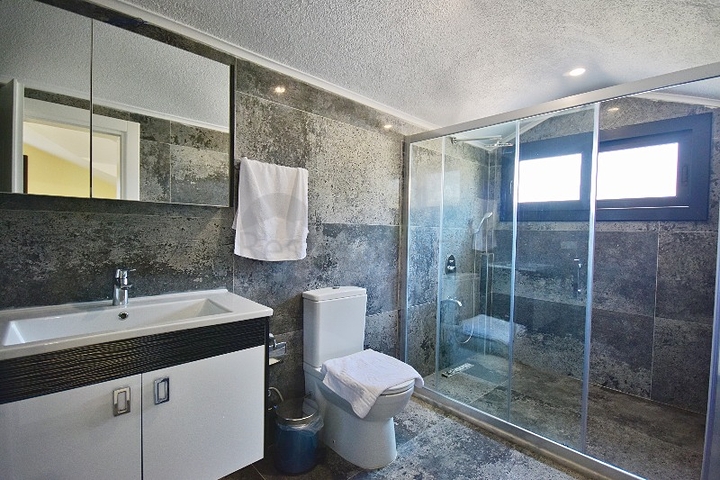 Вилла планировки 4+1 в районе Фетхие 