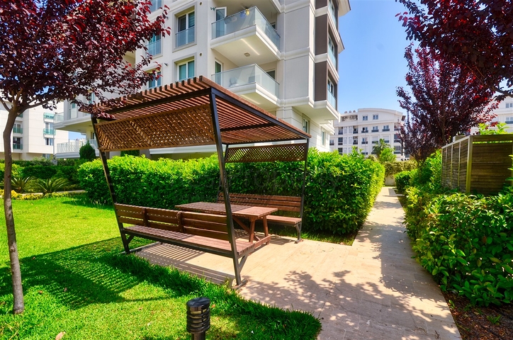 Квартира планировки 4+1 в микрорайоне Унджалы - Анталия 