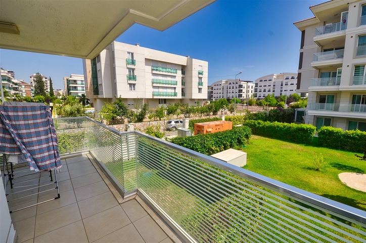 Квартира планировки 4+1 в микрорайоне Унджалы - Анталия 