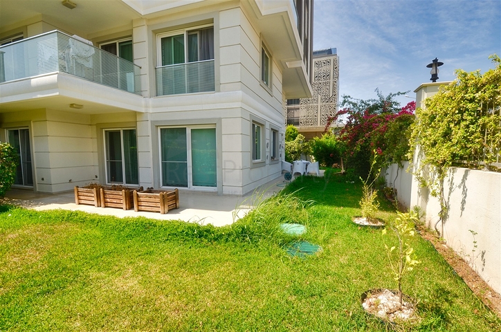 Квартира планировки 4+1 в микрорайоне Унджалы - Анталия 