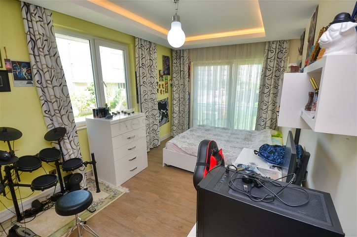 Квартира планировки 4+1 в микрорайоне Унджалы - Анталия 