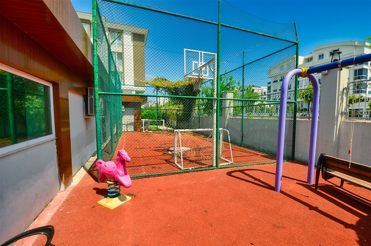 Квартира планировки 4+1 в микрорайоне Унджалы - Анталия 