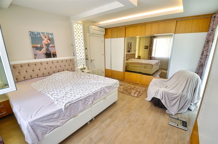 Квартира планировки 4+1 в микрорайоне Унджалы - Анталия 