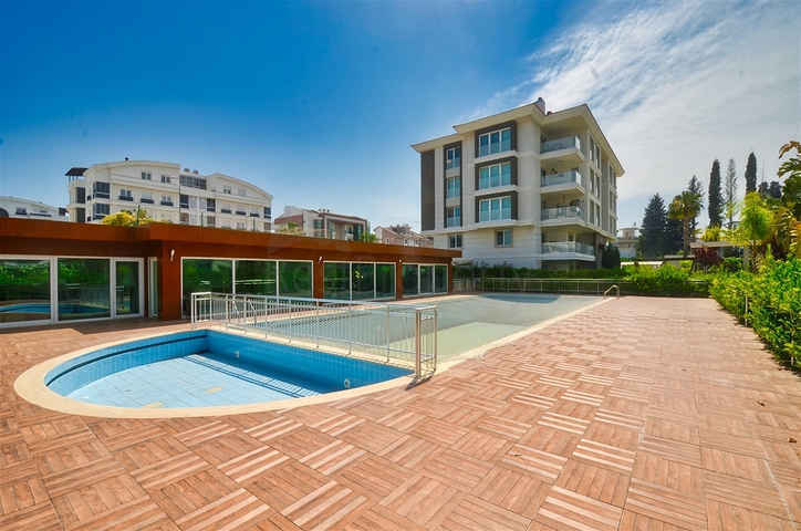 Квартира планировки 4+1 в микрорайоне Унджалы - Анталия 