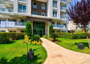 Квартира планировки 4+1 в микрорайоне Унджалы - Анталия 