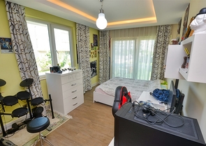 Квартира планировки 4+1 в микрорайоне Унджалы - Анталия 