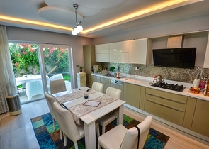 Квартира планировки 4+1 в микрорайоне Унджалы - Анталия 