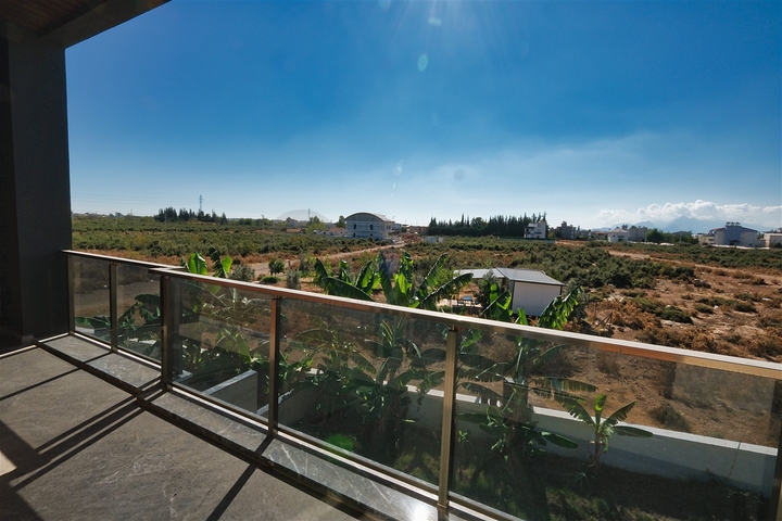 Уютная вилла планировки 4+1 в районе Дошемеалты - Анталия 