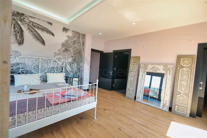 Уютная вилла планировки 4+1 в районе Дошемеалты - Анталия 