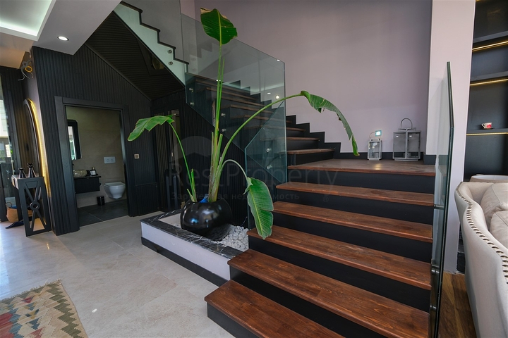 Уютная вилла планировки 4+1 в районе Дошемеалты - Анталия 