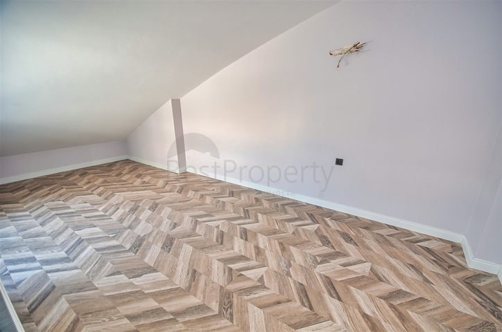 Квартиры планировки 4+1 в центре города Анталия 