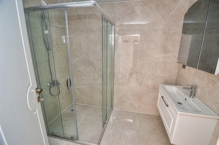 Квартиры планировки 4+1 в центре города Анталия 