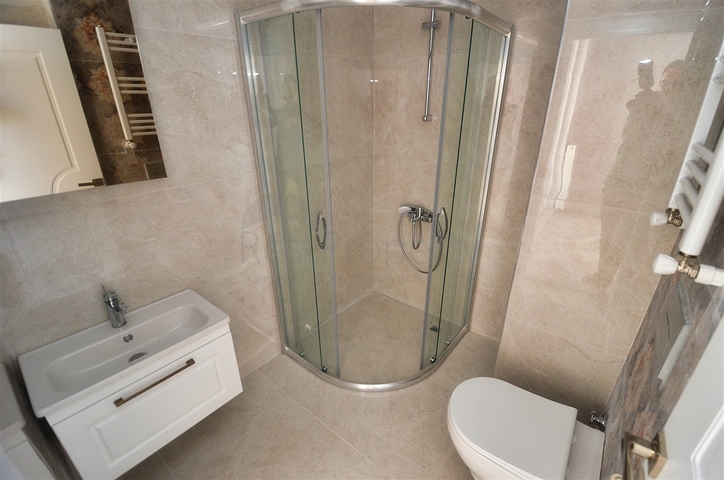 Квартиры планировки 4+1 в центре города Анталия 