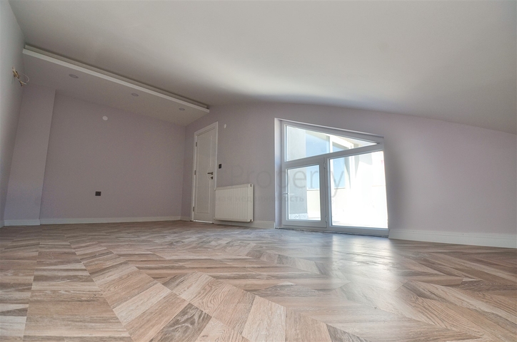 Квартиры планировки 4+1 в центре города Анталия 