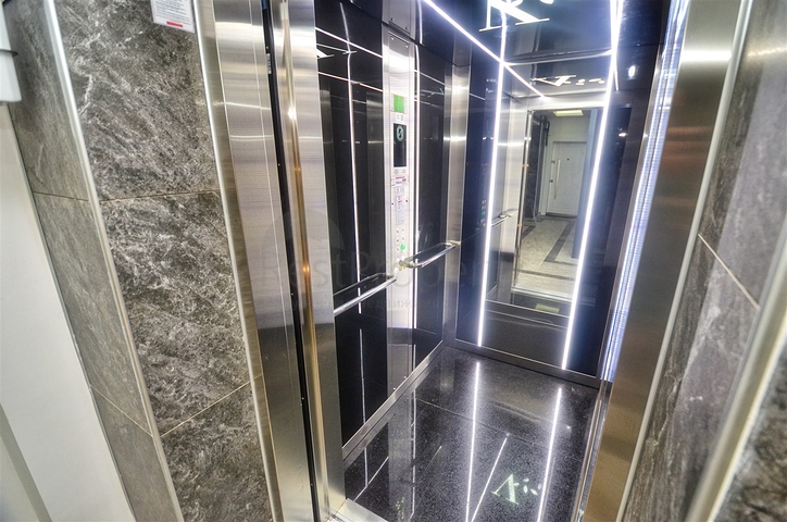 Квартиры планировки 4+1 в центре города Анталия 