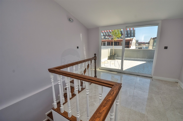 Квартиры планировки 4+1 в центре города Анталия 