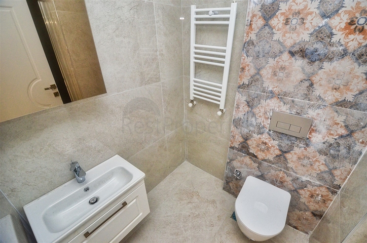 Квартиры планировки 4+1 в центре города Анталия 