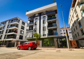 Квартиры планировки 4+1 в центре города Анталия 