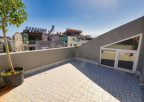 Квартиры планировки 4+1 в центре города Анталия 