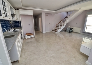 Квартиры планировки 4+1 в центре города Анталия 