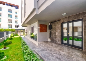 Квартиры планировки 4+1 в центре города Анталия 