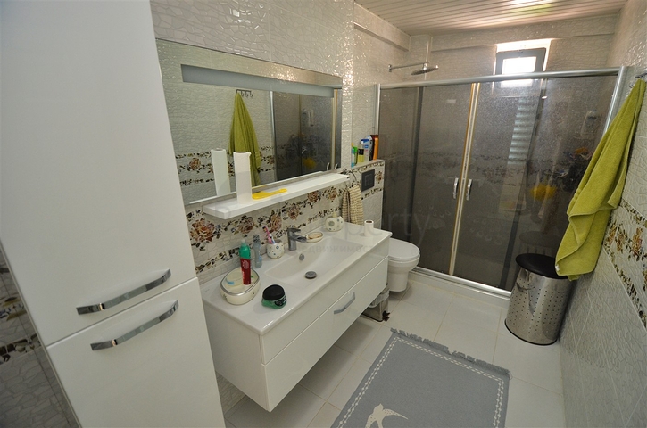 Просторная квартира планировки 3+1 в микрорайоне Лиман - Анталия 