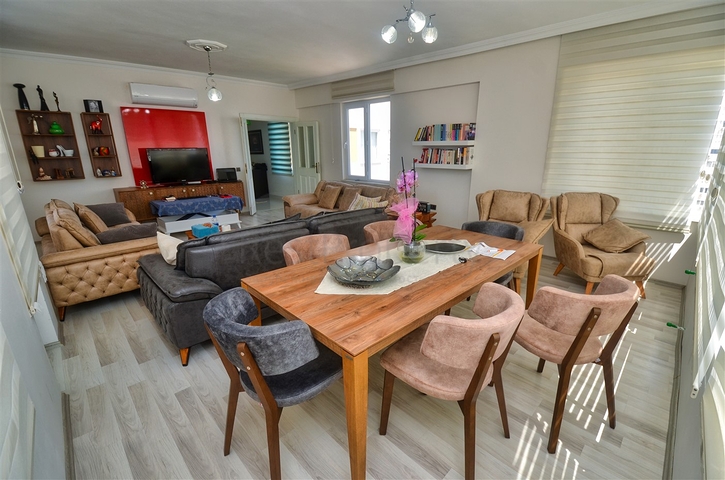 Просторная квартира планировки 3+1 в микрорайоне Лиман - Анталия 