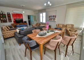 Просторная квартира планировки 3+1 в микрорайоне Лиман - Анталия 