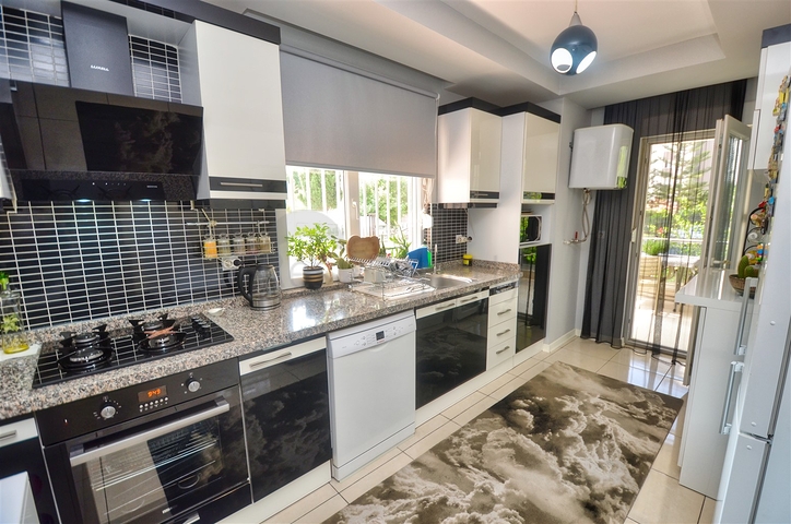 Квартира планировки 2+1 в микрорайоне Пынарбашы - Анталия 