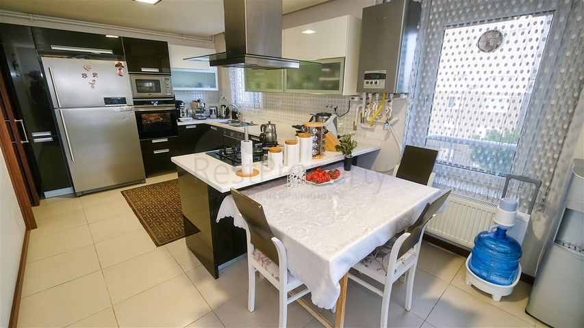 Квартира планировки 3+1 в микрорайоне Унджалы - Анталия 