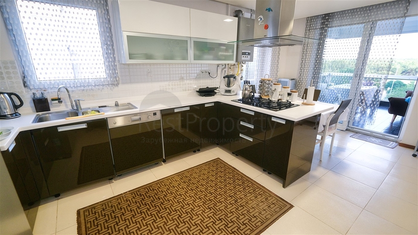 Квартира планировки 3+1 в микрорайоне Унджалы - Анталия 