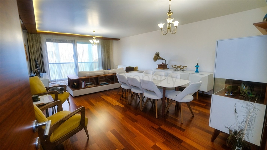 Квартира планировки 3+1 в микрорайоне Унджалы - Анталия 