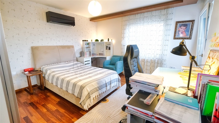 Квартира планировки 3+1 в микрорайоне Унджалы - Анталия 