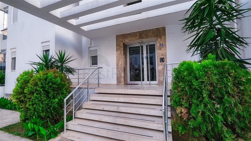 Квартира планировки 2+1 в микрорайоне Унджалы - Анталия 