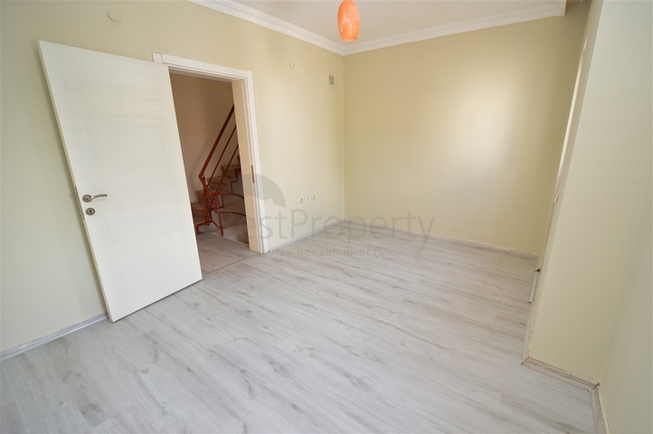 Вилла планировки 4+1 в микрорайоне Эрменек - Анталия 