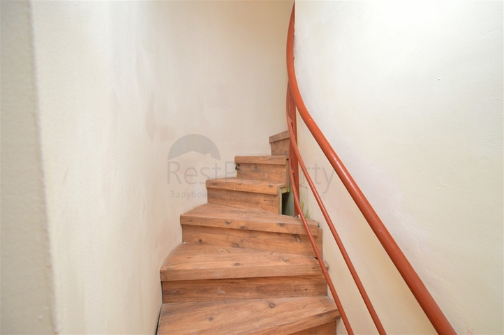 Вилла планировки 4+1 в микрорайоне Эрменек - Анталия 