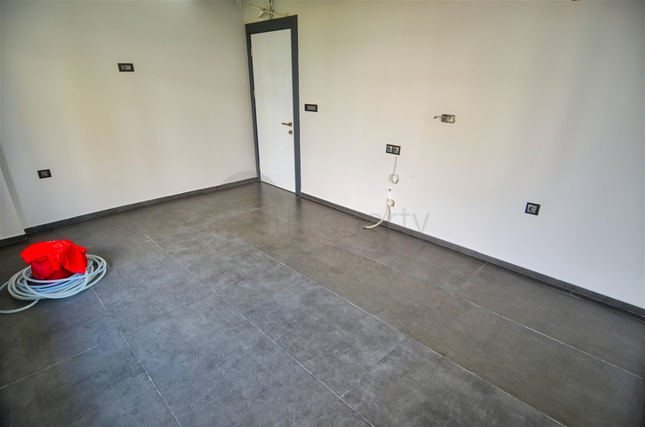 Вилла без мебели планировки 5+1 в районе Дошемеалты - Анталия 