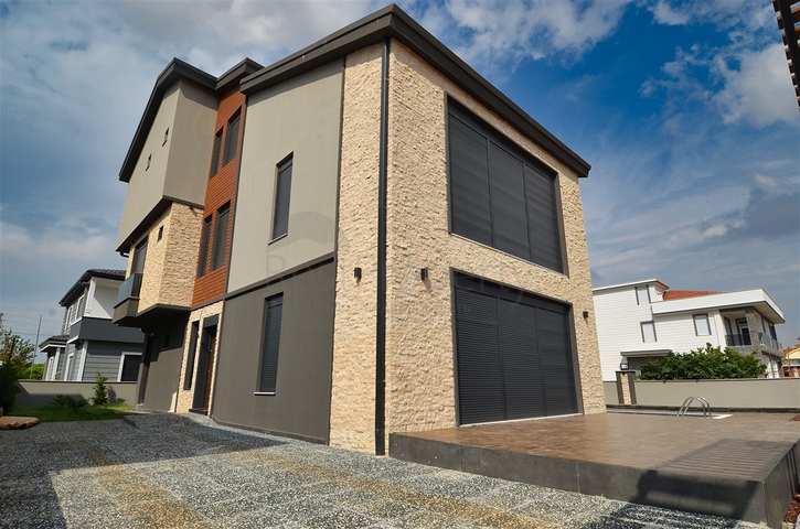 Вилла без мебели планировки 5+1 в районе Дошемеалты - Анталия 