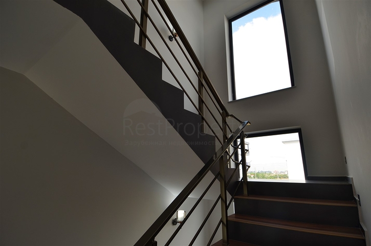 Вилла без мебели планировки 5+1 в районе Дошемеалты - Анталия 