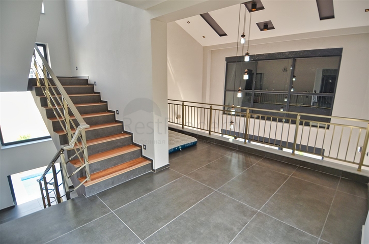 Вилла без мебели планировки 5+1 в районе Дошемеалты - Анталия 