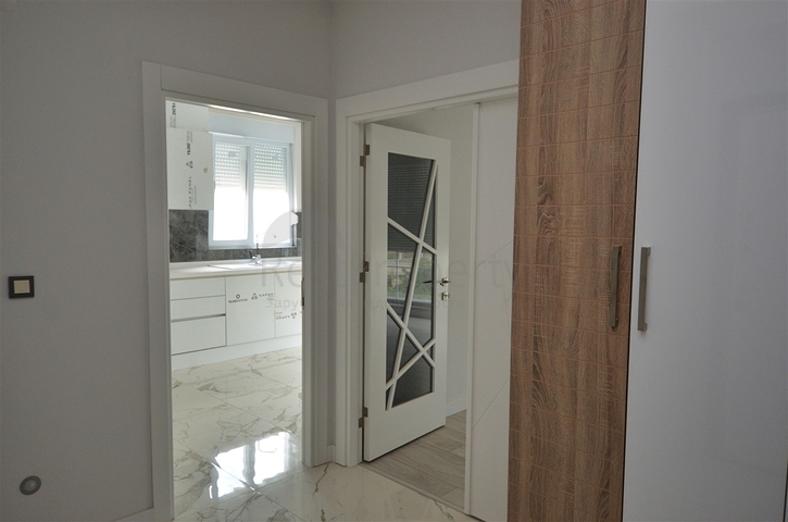 Здание, имеющее 4 квартиры в районе Дошемеалты - Анталия 