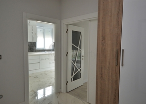 Здание, имеющее 4 квартиры в районе Дошемеалты - Анталия 